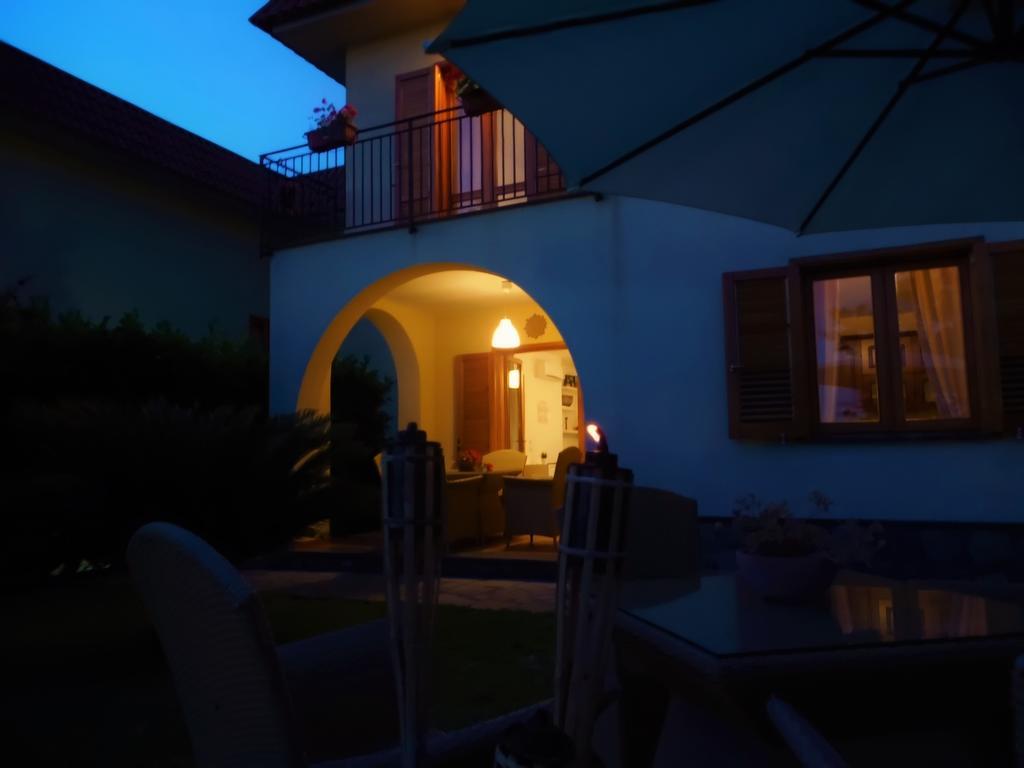 Villa Talea SantʼAgata sui Due Golfi Exteriör bild