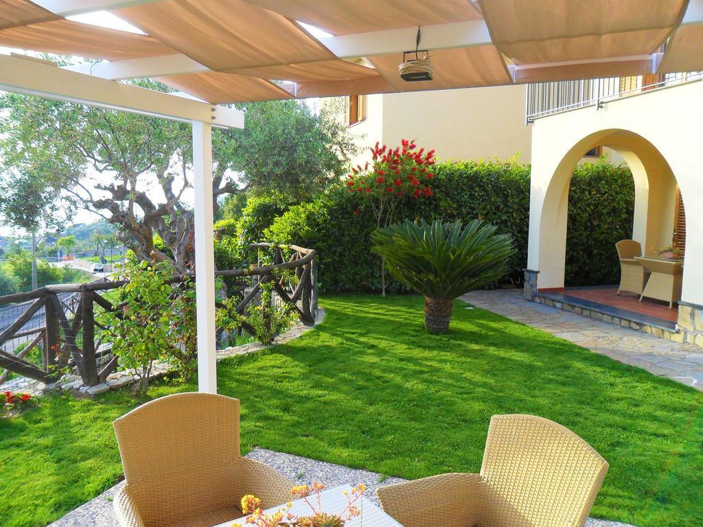 Villa Talea SantʼAgata sui Due Golfi Exteriör bild